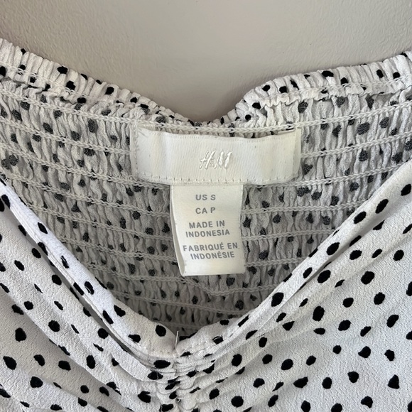 H&M Polka Dot Blouse - Picture 2 of 4